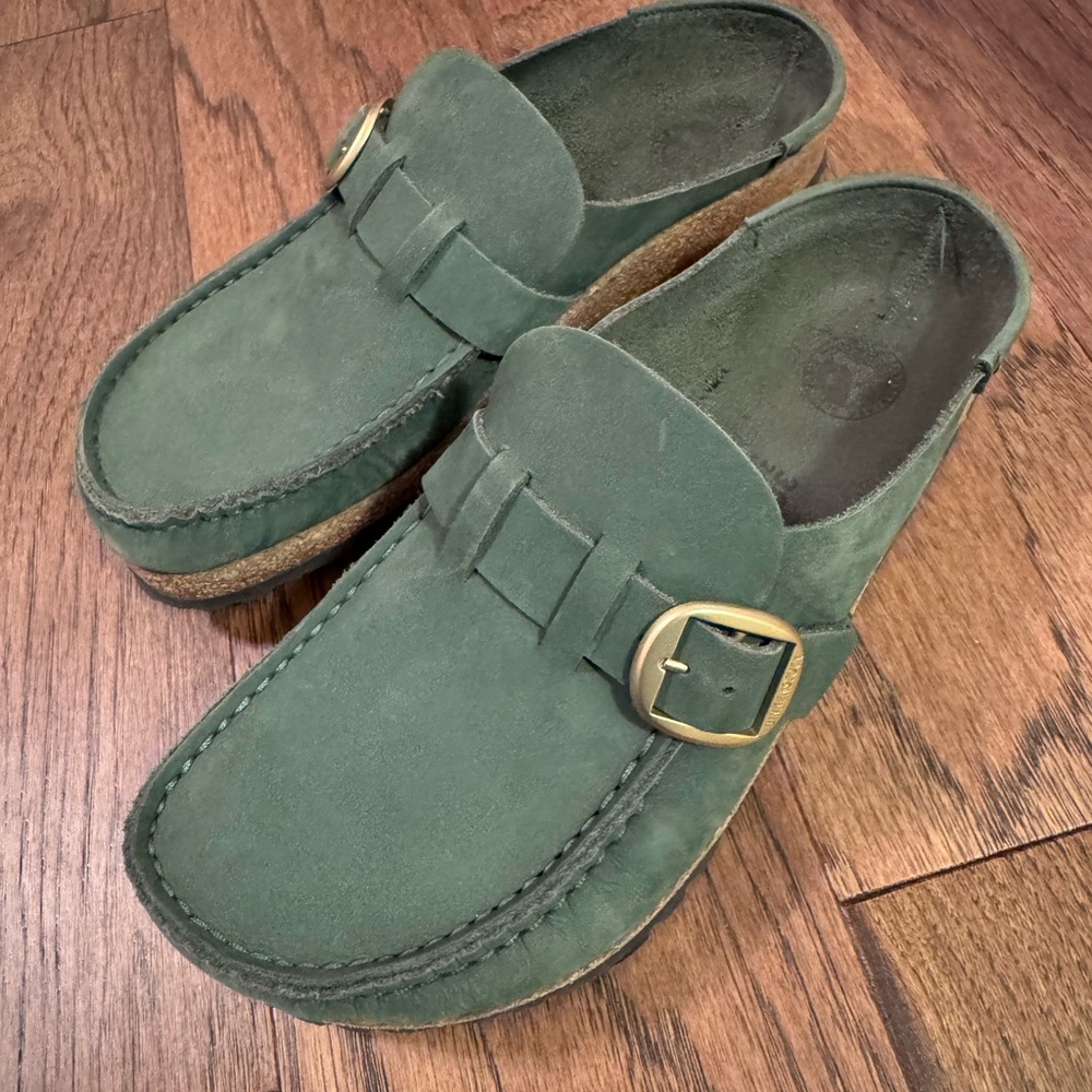 Birkenstock Women's Buckley - Nubuck Leather